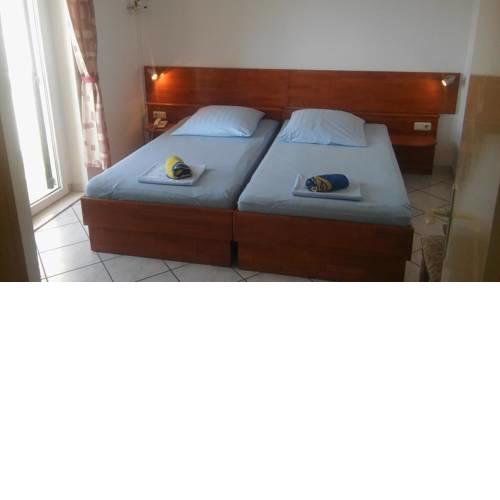 Double Room Stanici 14783b