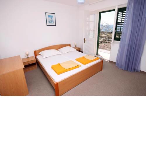 Double Room Tucepi 5263a