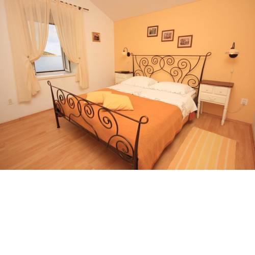 Double Room Vis 2452c