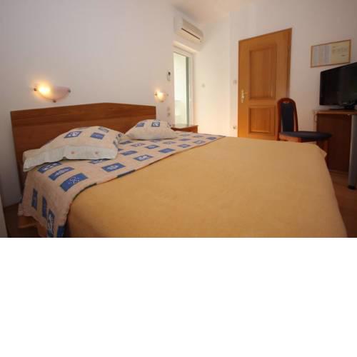 Double Room Vis 3034c