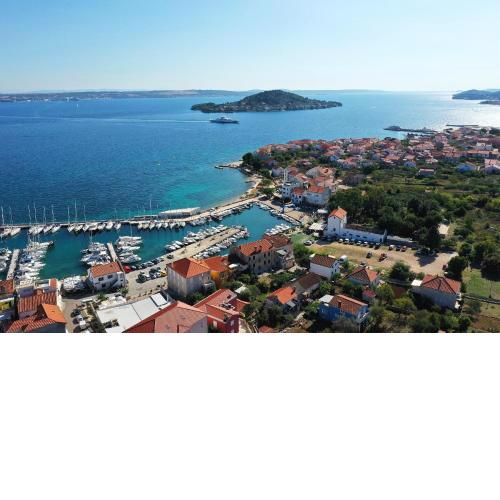 DUNATOVI DVORI Heritage Hotel