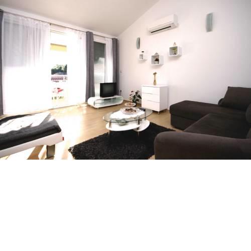 Duplex apartment Jadris