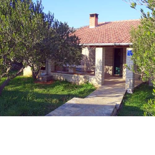 Eco house in Nature park Vrana