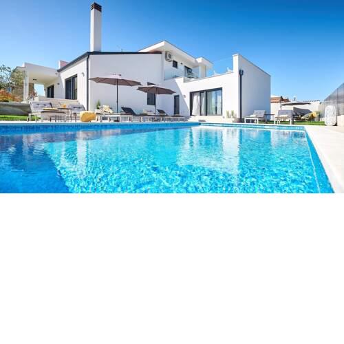 Elegant Villa Dolcea with a swimming pool