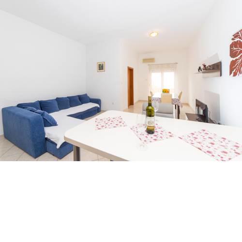 Emma Apartment