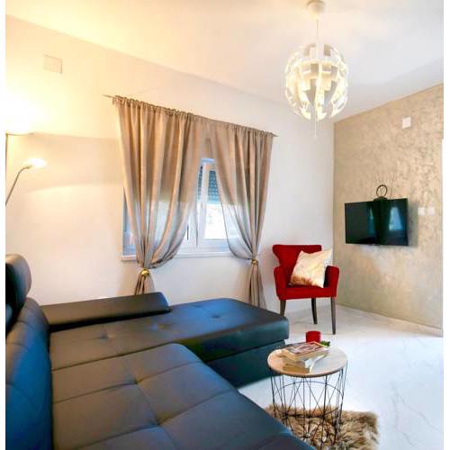 Ena Apartment