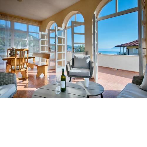 Eni - charming luxury apartment