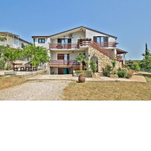 Eni Apartment