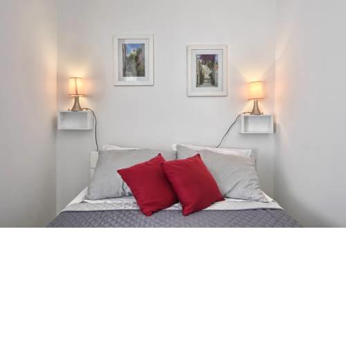 Eviana private apartment
