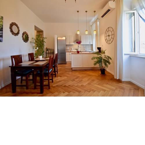 *** Extraordinary CITY CENTRE apartment