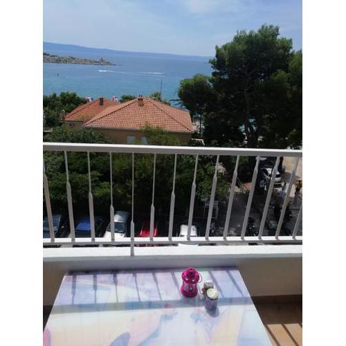 Family Apartment Green with a sea view and a free parking