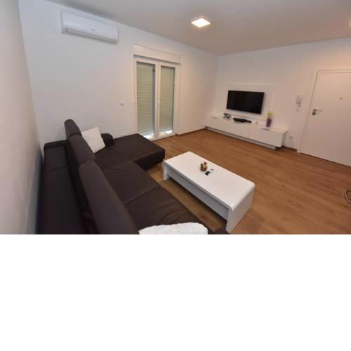 Family Apartments Podsolarsko