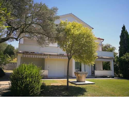 Family Friendly Apartments Island RAB