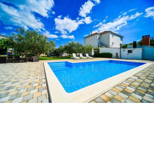 Family friendly apartments with a swimming pool Biograd na Moru, Biograd - 8371