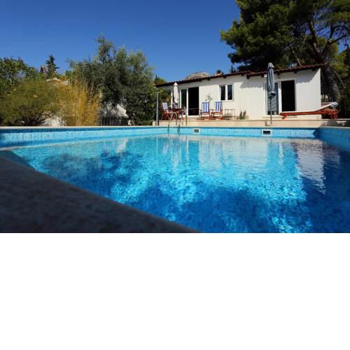 Family friendly apartments with a swimming pool Bol, Brac - 14379