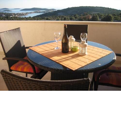 Family friendly apartments with a swimming pool Dvornica, Rogoznica - 11470