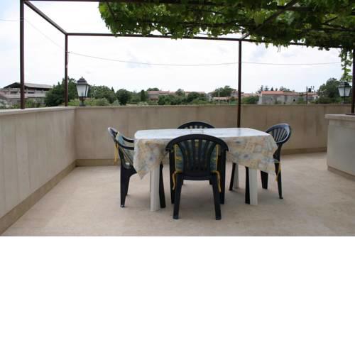 Family friendly apartments with a swimming pool Krnica, Marcana - 3029