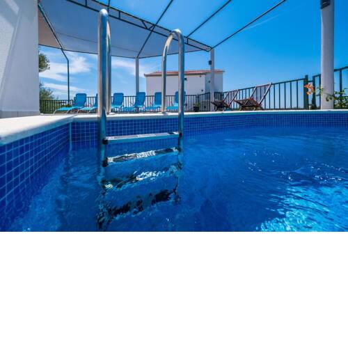 Family friendly apartments with a swimming pool Mavarstica, Ciovo - 18744