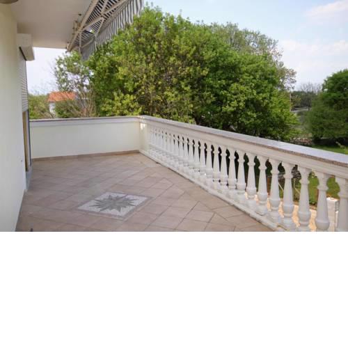 Family friendly apartments with a swimming pool Sveti Anton, Krk - 5291