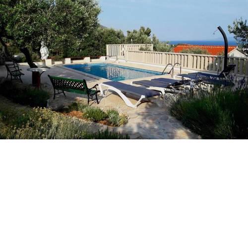 Family friendly house with a swimming pool Bol (Brac) - 14991