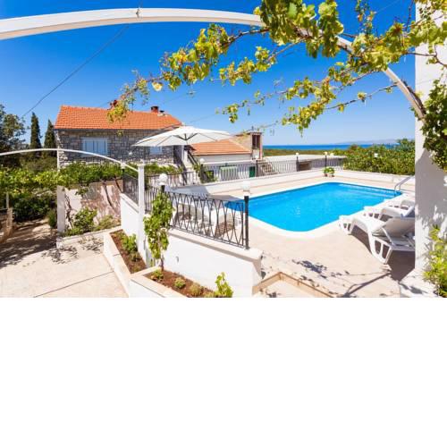 Family friendly house with a swimming pool Cove Stratincica, Korcula - 14472