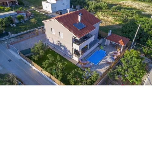 Family friendly house with a swimming pool Kastel Stari, Kastela - 15531