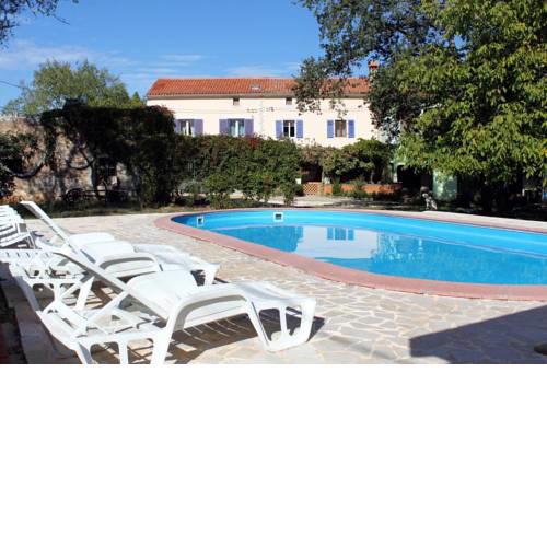 Family friendly house with a swimming pool Valtura, Pula - 7325
