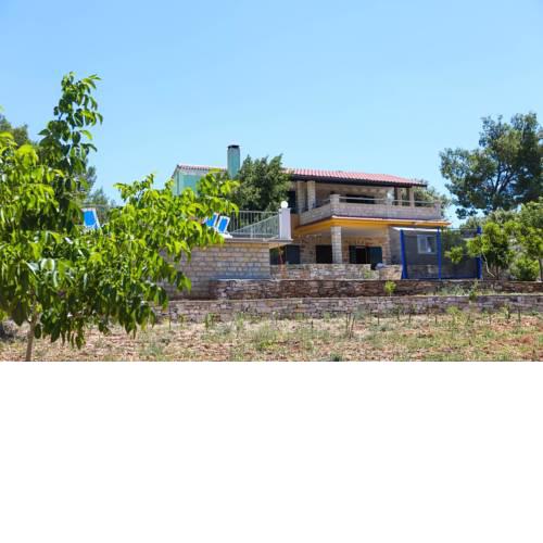 Family friendly house with a swimming pool Zavalatica, Korcula - 9476