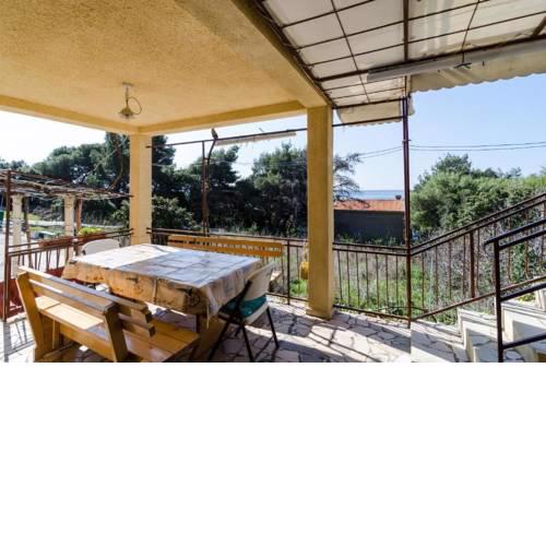 Family friendly seaside apartments Dingac - Borak, Peljesac - 18065