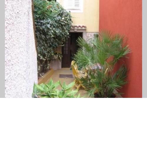 Family house in the old center
