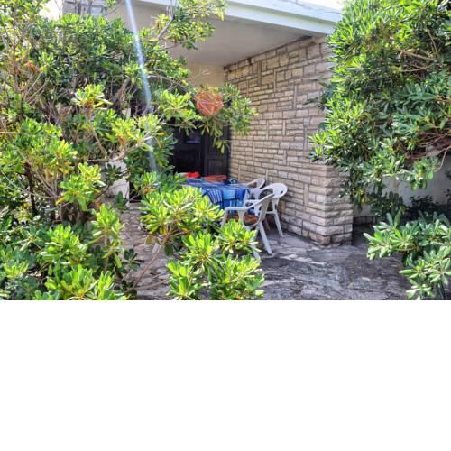 Family House Pag