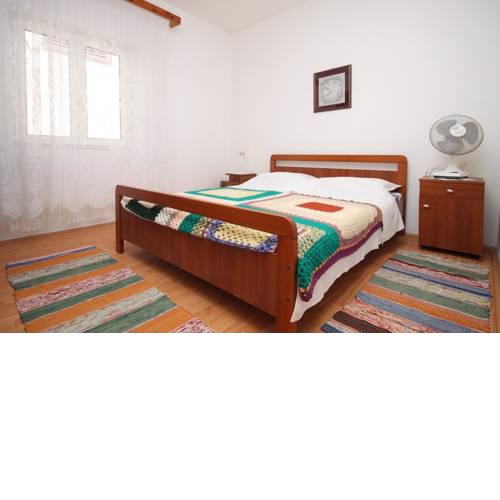 Double Room Metajna 6496d