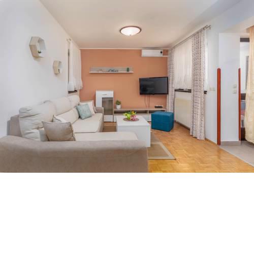 Felix Apartment
