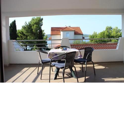 Ferienwohnung 4794-1 für 2+2 Pers. in Pirovac