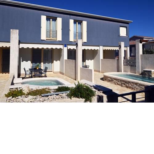 Villa Blue I