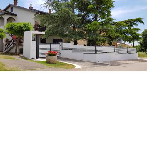 Fiori Apartment