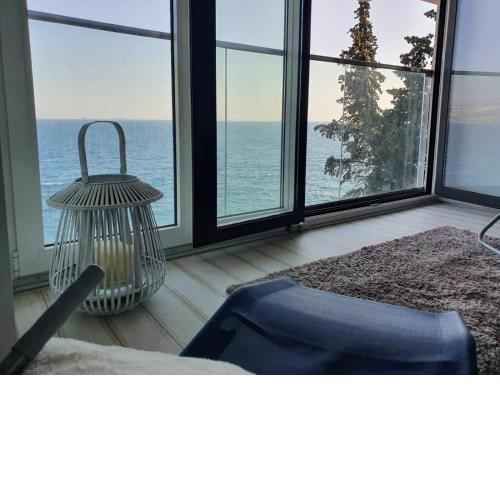 First row to the sea - Nautilus Deluxe Apartment