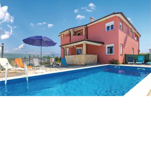 Five-Bedroom Holiday Home in Banjole