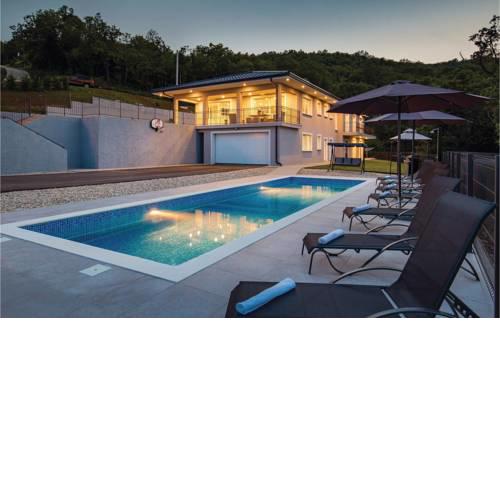Five-Bedroom Holiday Home in Bregi