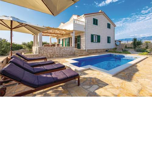 Five-Bedroom Holiday Home in Dabovi Stani