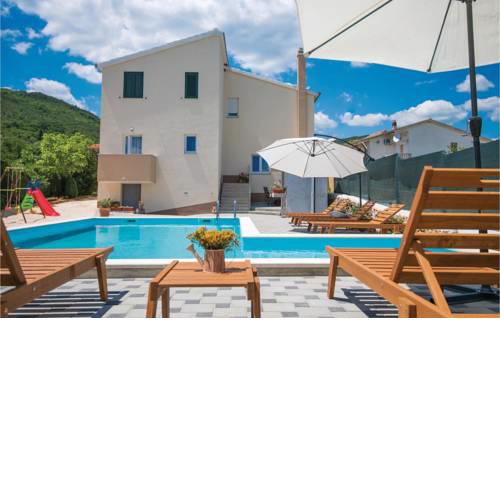 Five-Bedroom Holiday Home in Krivodol