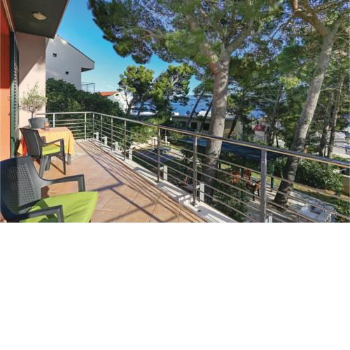 Five-Bedroom Holiday Home in Lokva Rogoznica