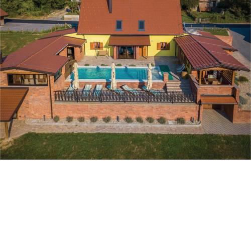 Five-Bedroom Holiday Home in Repusnica