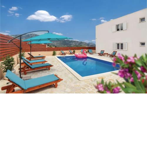 Five-Bedroom Holiday Home in Solin