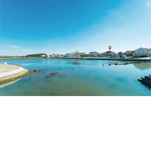Four-Bedroom Apartment in Nin