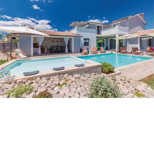 Four-Bedroom Holiday Home in Barban