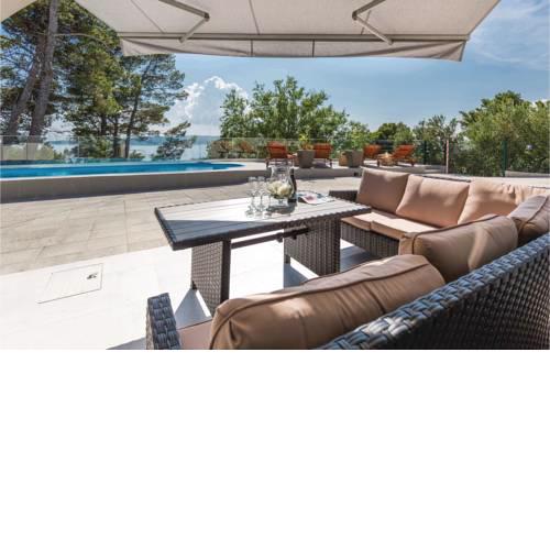 Four-Bedroom Holiday Home in Brela