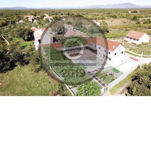 Four-Bedroom Holiday Home in Citluk
