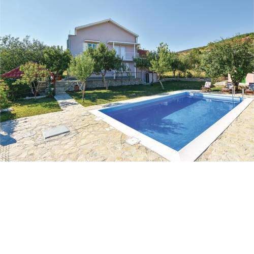 Four-Bedroom Holiday Home in Crivac