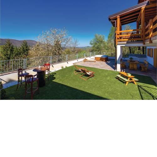 Four-Bedroom Holiday Home in Delnice